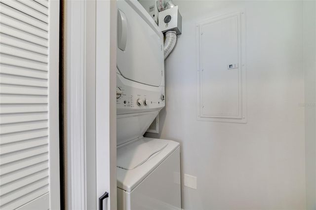 13427 BLUE HERON BEACH DRIVE 1805, Orlando, FL 32821