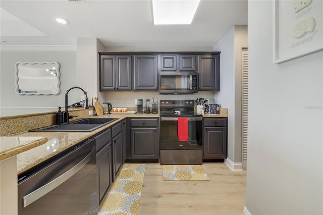 13427 BLUE HERON BEACH DRIVE 1805, Orlando, FL 32821