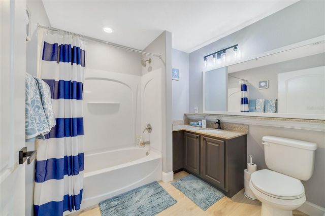 13427 BLUE HERON BEACH DRIVE 1805, Orlando, FL 32821