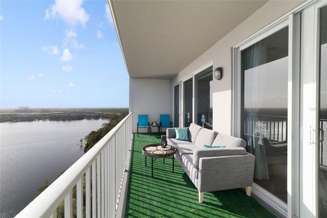 13427 BLUE HERON BEACH DRIVE 1805, Orlando, FL 32821