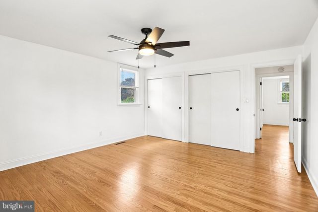 2960 SUNNYCREST RD, Willow Grove, PA 19090
