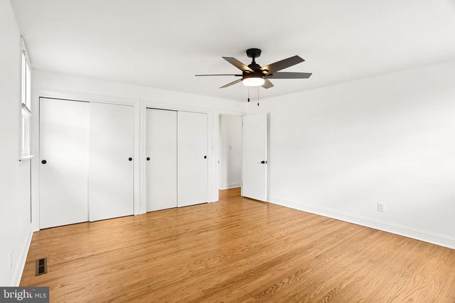 2960 SUNNYCREST RD, Willow Grove, PA 19090