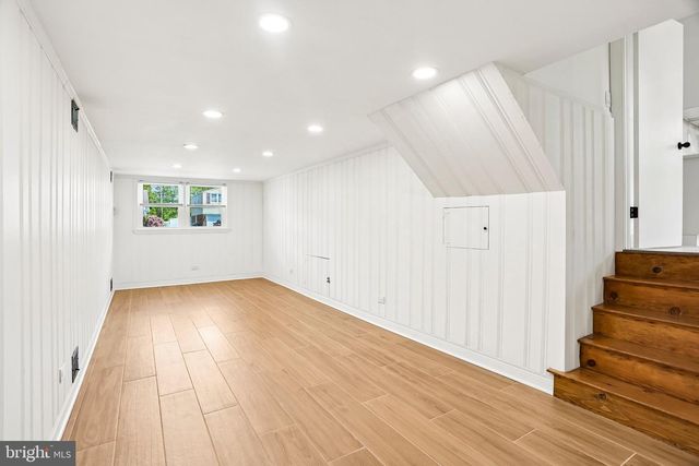 2960 SUNNYCREST RD, Willow Grove, PA 19090