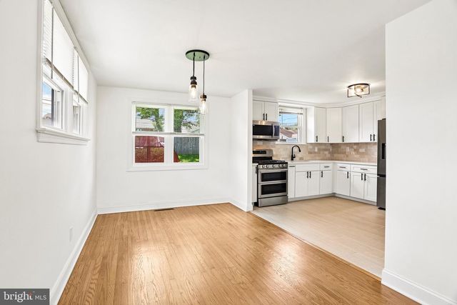 2960 SUNNYCREST RD, Willow Grove, PA 19090