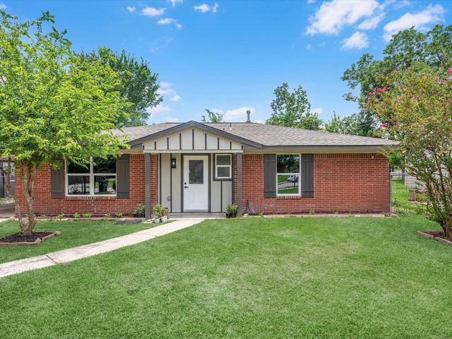 5039 Briscoe Street, Houston, TX 77033