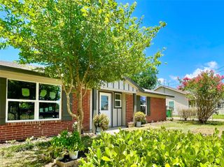5039 Briscoe Street, Houston, TX 77033