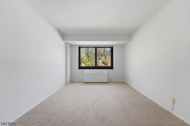 609 W South Orange Ave 4U, South Orange Village Twp., NJ 07079