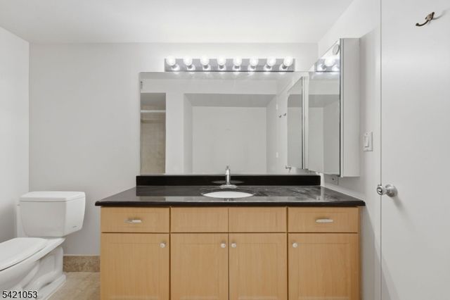 609 W South Orange Ave 4U, South Orange Village Twp., NJ 07079