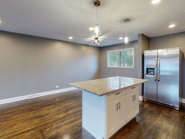 16439 Hermitage Avenue, Markham, IL 60428
