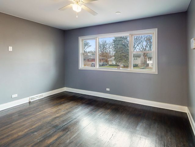 16439 Hermitage Avenue, Markham, IL 60428
