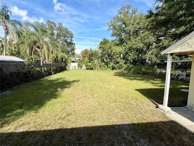 3909 N DARWIN AVENUE, Tampa, FL 33603