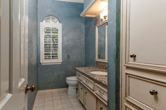 35 Misty Grove Circle, The Woodlands, TX 77380