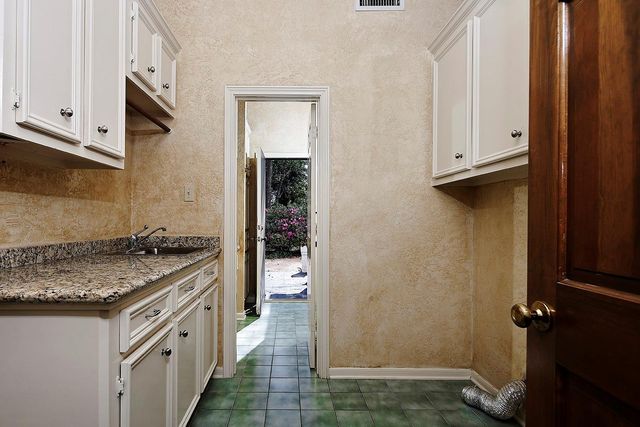 35 Misty Grove Circle, The Woodlands, TX 77380