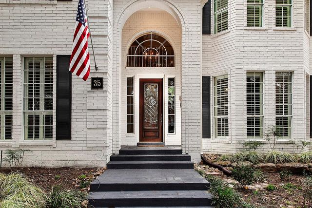 35 Misty Grove Circle, The Woodlands, TX 77380