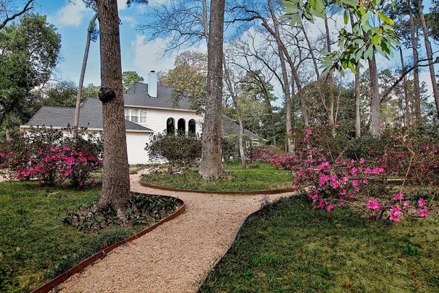 35 Misty Grove Circle, The Woodlands, TX 77380