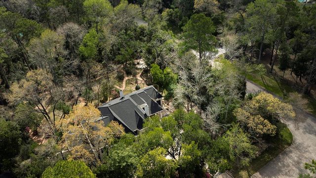 35 Misty Grove Circle, The Woodlands, TX 77380