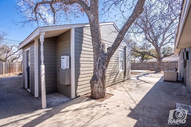 322 S Madison Street, San Angelo, TX 76901