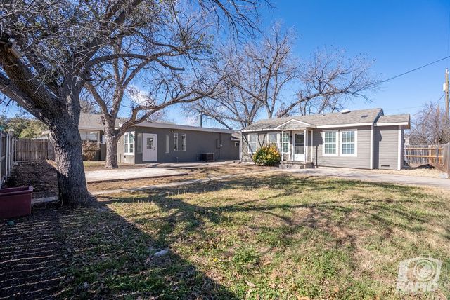 322 S Madison Street, San Angelo, TX 76901