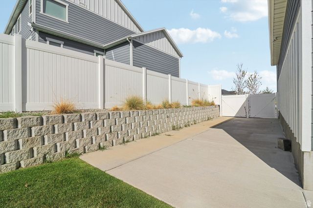558 E ROCKWELL VIS, Draper, UT 84020