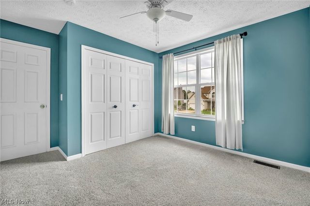 5292 Meadow Park Drive, Kent, OH 44240