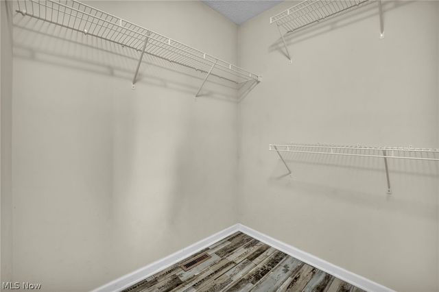 5292 Meadow Park Drive, Kent, OH 44240