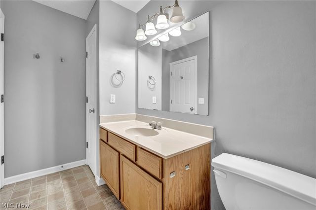 5292 Meadow Park Drive, Kent, OH 44240