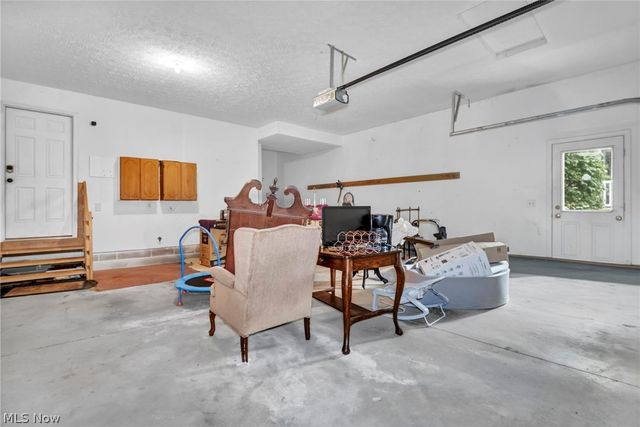 5292 Meadow Park Drive, Kent, OH 44240