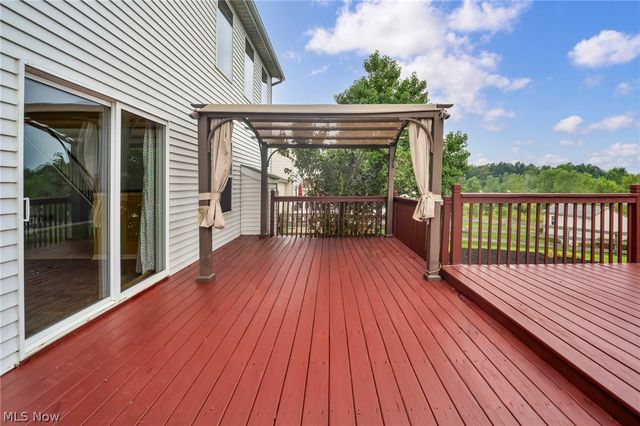 5292 Meadow Park Drive, Kent, OH 44240