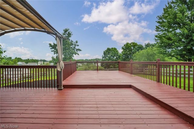 5292 Meadow Park Drive, Kent, OH 44240