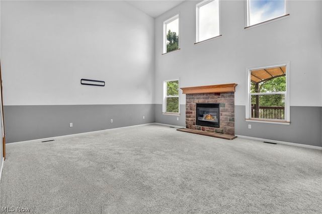 5292 Meadow Park Drive, Kent, OH 44240