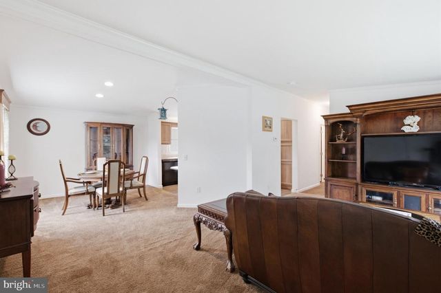 90 ROBIN LN, Sellersville, PA 18960