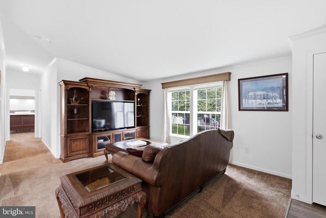 90 ROBIN LN, Sellersville, PA 18960