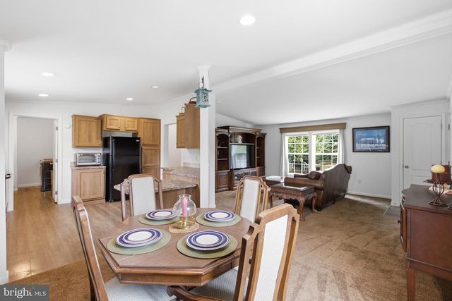 90 ROBIN LN, Sellersville, PA 18960