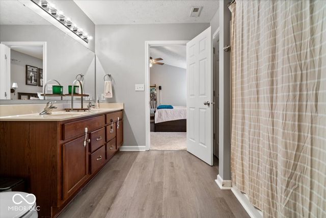 11367 Funny Cide Drive, Noblesville, IN 46060