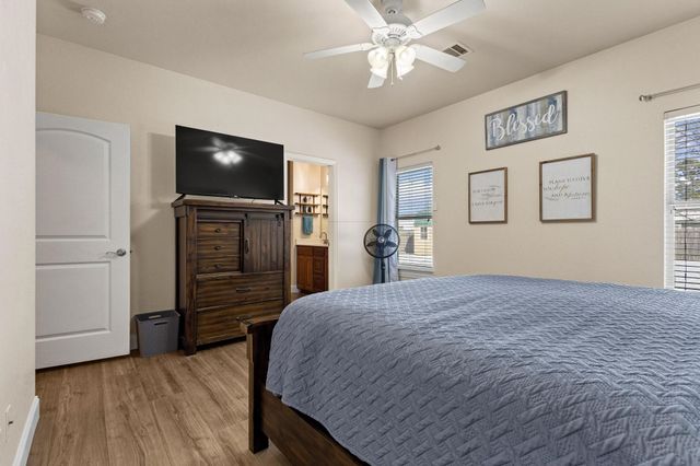 109 Loraine Street, Pottsboro, TX 75076