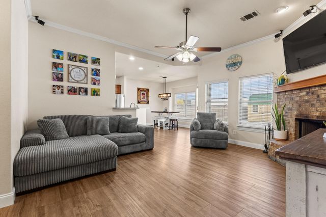 109 Loraine Street, Pottsboro, TX 75076