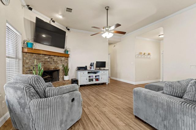 109 Loraine Street, Pottsboro, TX 75076