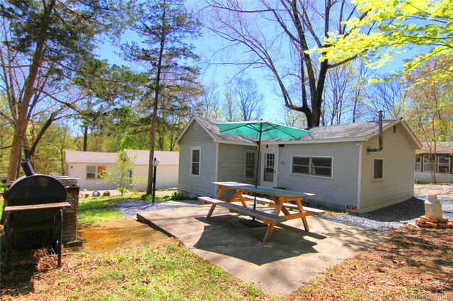 35 GLANHOPE Road 18, Hopewell Junction, NY 12533