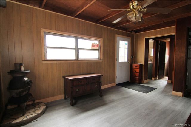 35 GLANHOPE Road 18, Hopewell Junction, NY 12533