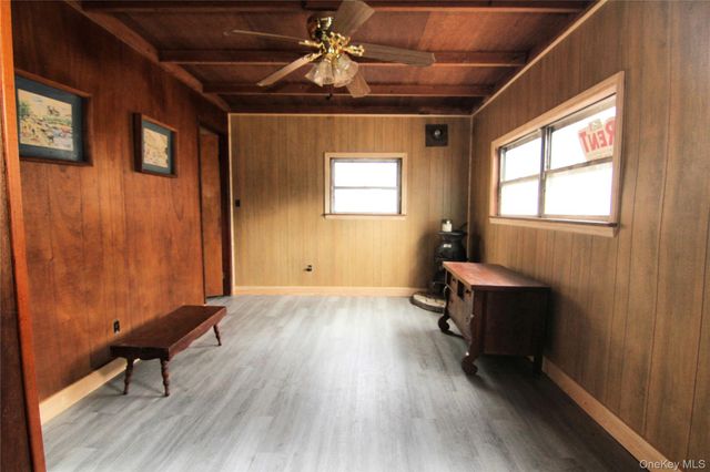 35 GLANHOPE Road 18, Hopewell Junction, NY 12533