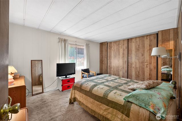 13413 Cedar Cir E, Bonney Lake, WA 98391