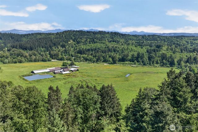 13413 Cedar Cir E, Bonney Lake, WA 98391