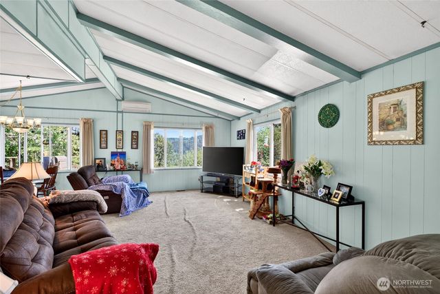 13413 Cedar Cir E, Bonney Lake, WA 98391