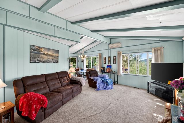 13413 Cedar Cir E, Bonney Lake, WA 98391