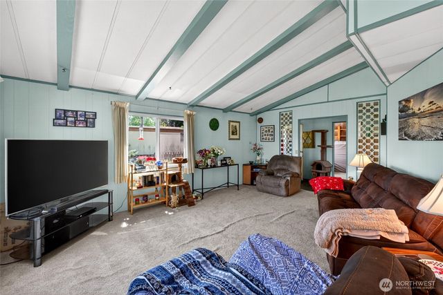 13413 Cedar Cir E, Bonney Lake, WA 98391