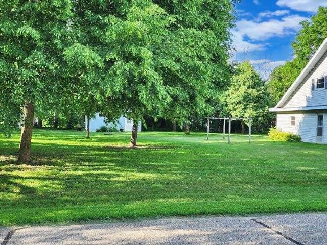 127 S 3rd AVENUE, Plainfield, WI 54966