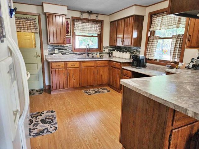 127 S 3rd AVENUE, Plainfield, WI 54966