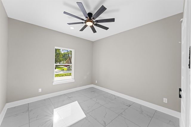 3822 Vandervort Drive, Dallas, TX 75216