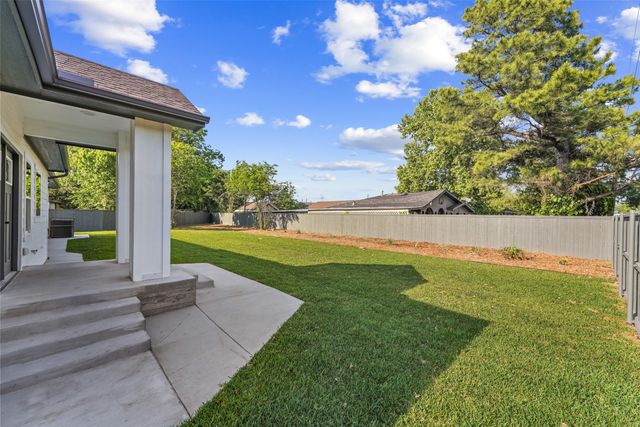 3822 Vandervort Drive, Dallas, TX 75216