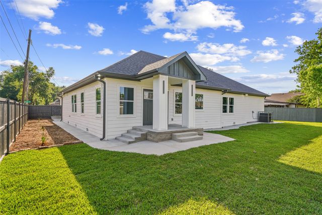 3822 Vandervort Drive, Dallas, TX 75216